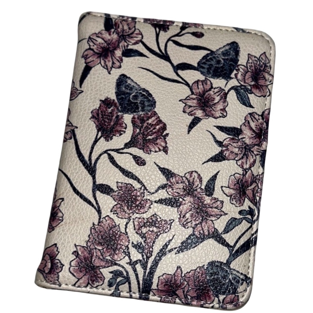 Chicos Soma Floral Butterfly ID Card Holder Wallet Cream Pink & Black Card Slots